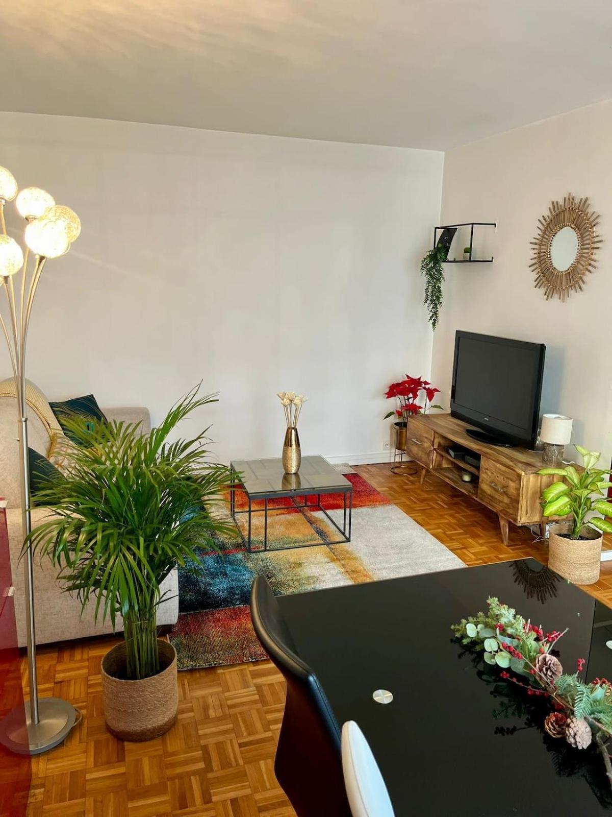 Appartamento Spacious & Cozy 30 M2 Near Eiffel Tower Parigi